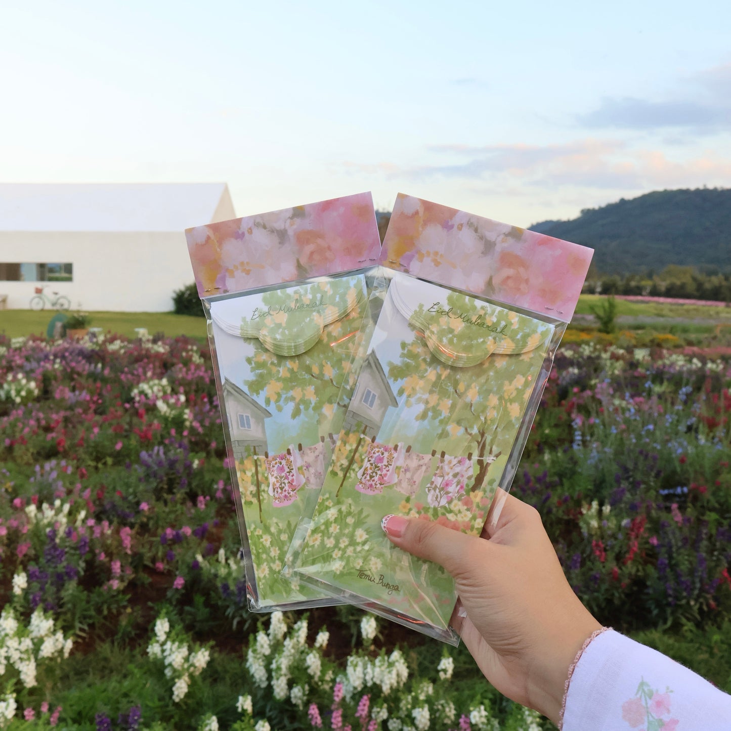 Sampul Raya Dear Sekuntum