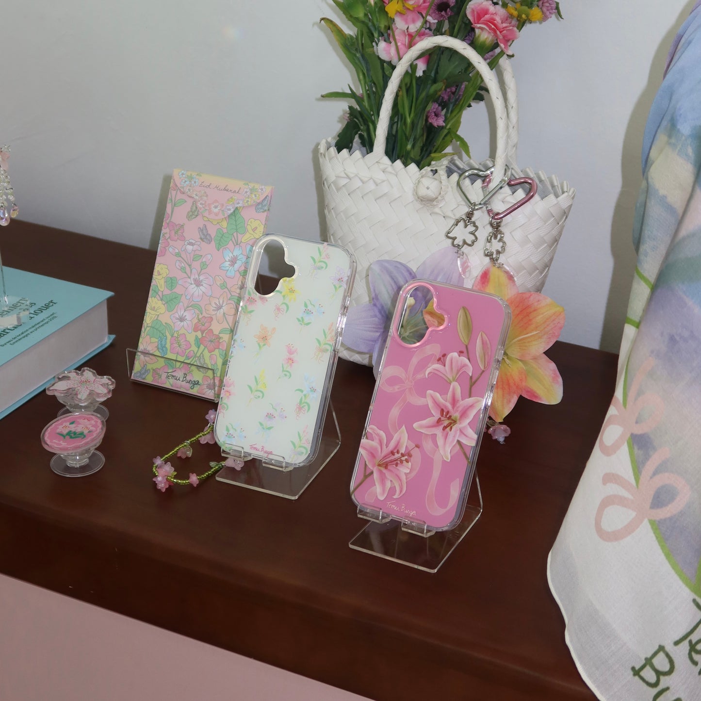 Tentang Lily Phone Case Collection